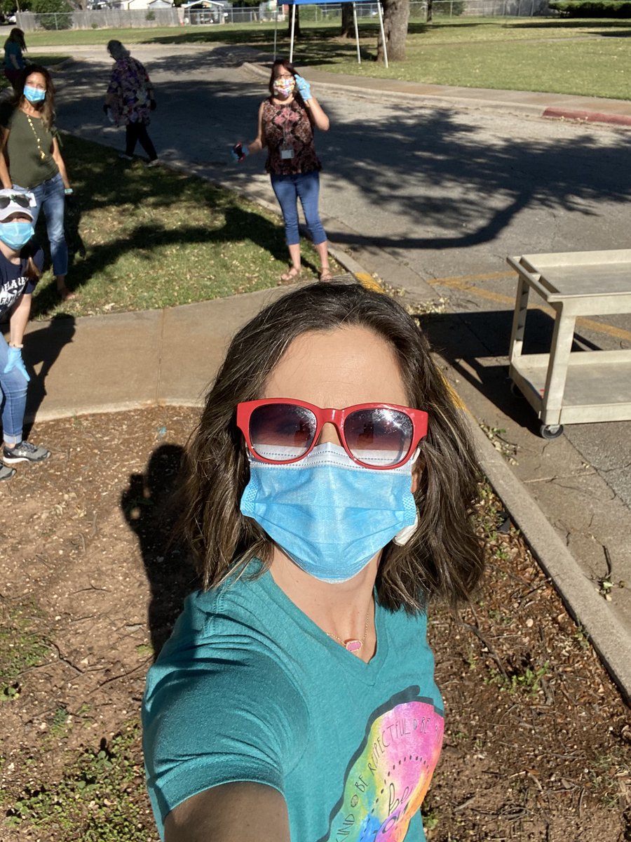 Lindsay Carr tweet media