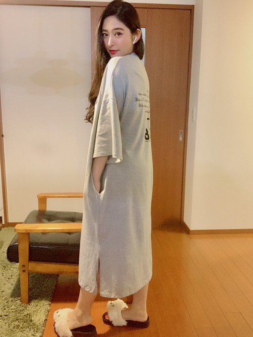 ダル着だと巨乳がわからぬな🤓 https://t.co/l7UMwfnglB