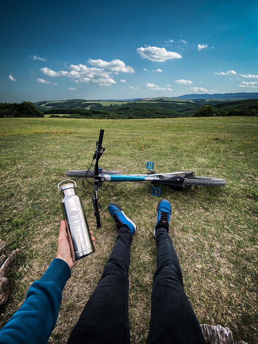 naturegulp's tweet photo. What makes you feel unstoppable?🚴🏻‍♂️
.
.
.

#ytindustries #ytcapra #ytfamily #ytowners #goodtimes #liveuncaged #capra #fox #mtb #downhillmtb #bikestable #bikeporn #mountainbike #enduromtb #downhillbike #dhmtb #mtbike #slovakia https://t.co/QouDPft2v4