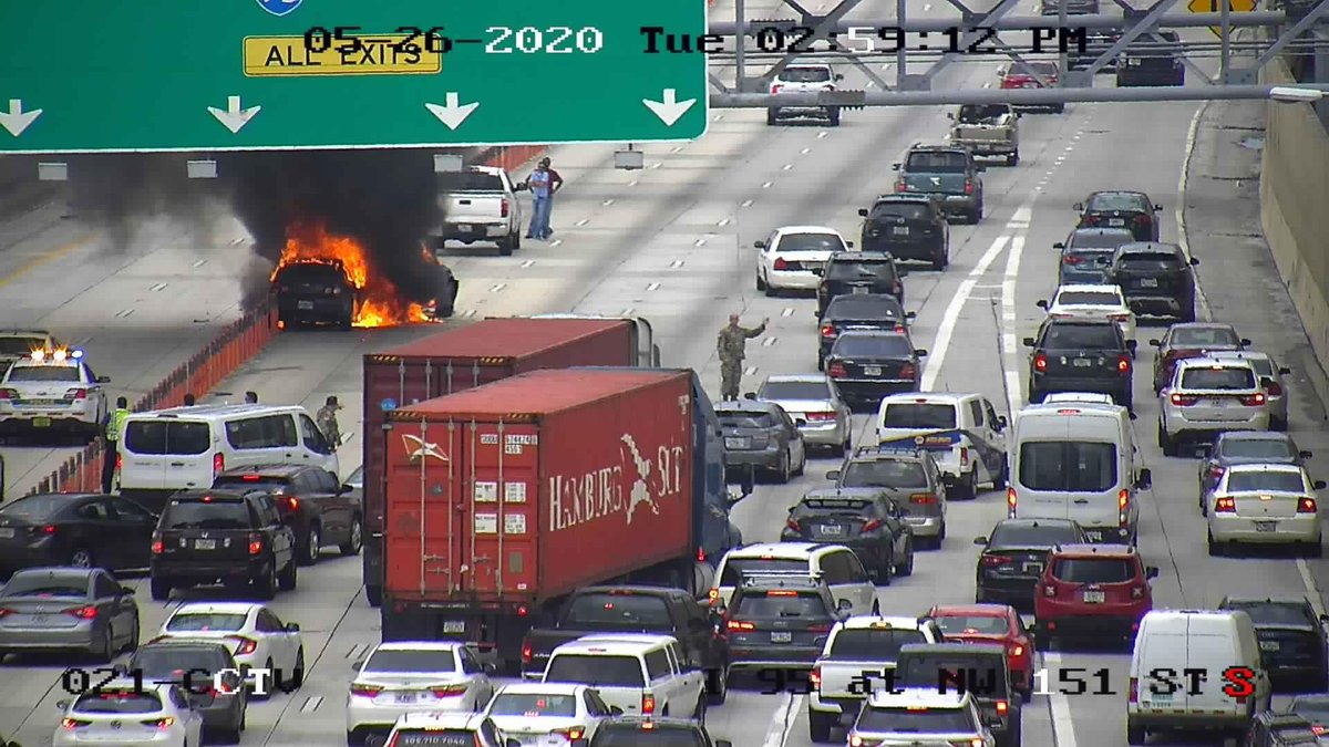 RenoGrant's tweet photo. Southbounders near the Golden Glades! SB 95, a crash + car fire blocking both express + 3 left mainline lanes.  Delays start past Miami Gardens Dr. @wsvn @TotalTrafficMIA @MyFDOT_Miami https://t.co/IoTkrmEHh9