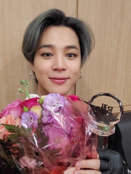 all of the  #JIMIN from 2020 cause we all miss him; a thread https://twitter.com/bts_twt/status/610743947837607937