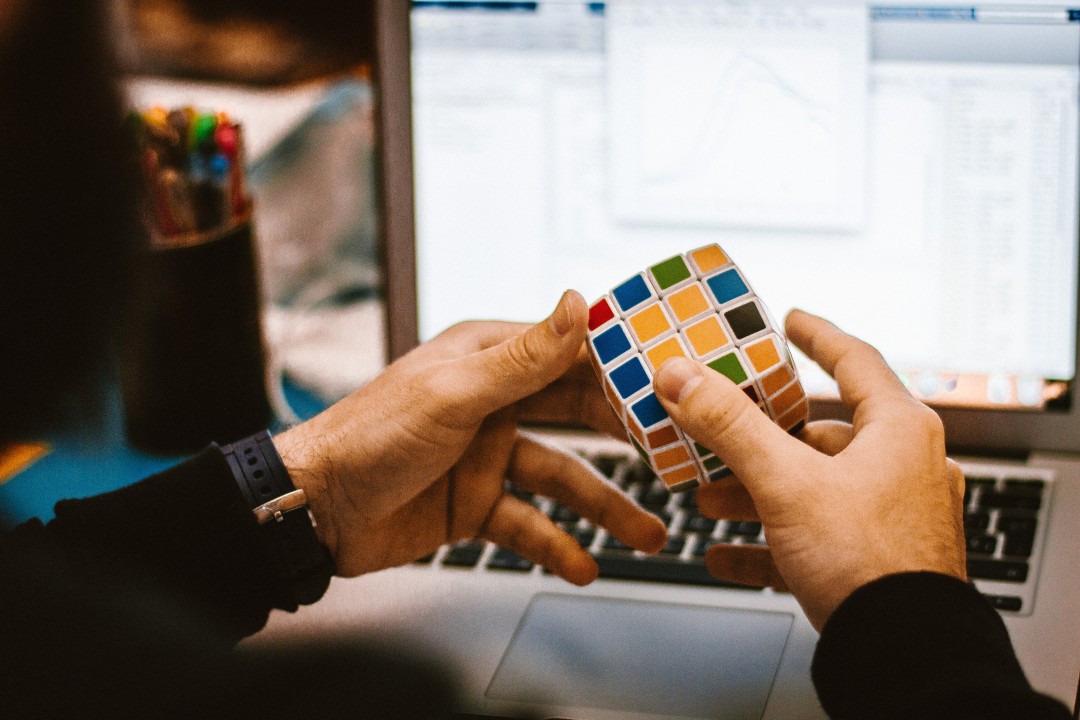 Jess_Shull's tweet photo. 7 Tips for Managing Workplace Disruption and Maximizing Remote Workers | LinkedIn https://t.co/DM8GKx2xgu https://t.co/vwotkOqhg1