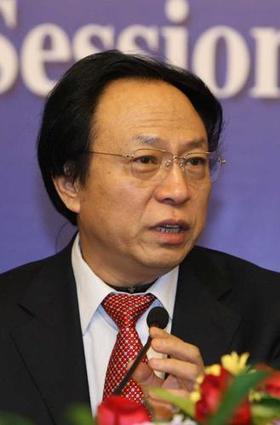 4) Wu YilingWu Yiling is a self-made doctor. He founded a pharmaceutical company in 1992 which is doing pretty well.Net worth: $1.7 billion.