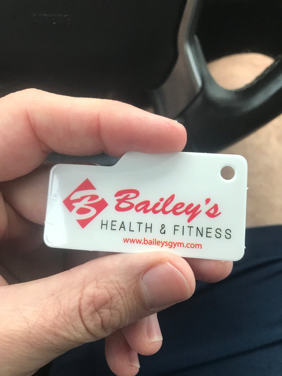 TruthHu28603631's tweet photo. @youfit Youfit officially just lost my business! https://t.co/J2DXyMUB84