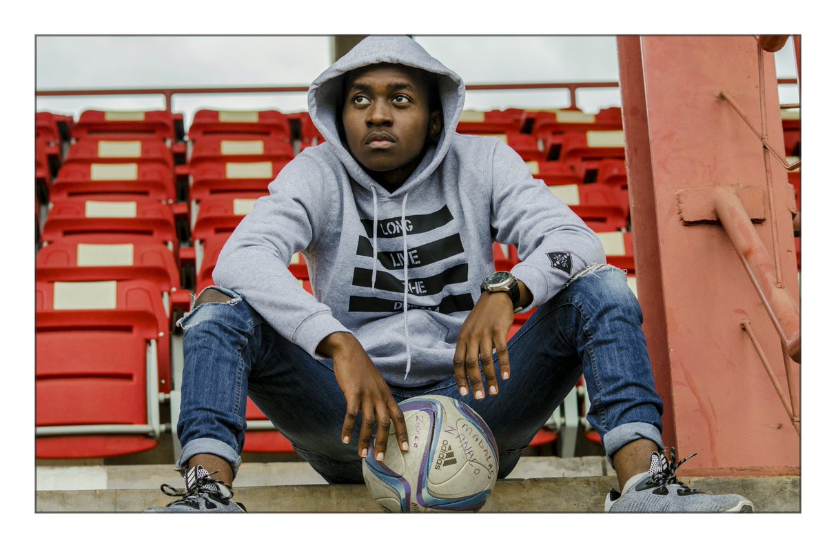 hushofficial_'s tweet photo. Taking you a little back to some simple but classics

Available for only 2 weeks and limited numbers.

Custom color requests also available.

#ThrowbackThursday

#clothingbrand
#zambianfashion
#proudlyzambian 
#zambia🇿🇲  @ Lusaka, Zambia https://t.co/6y3w3b67F9