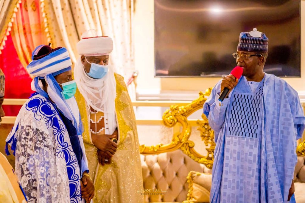 Bellomatawalle1's tweet photo. I received the homage of Royal fathers at my residence in Maradun LGA. 
I also presented the appointment letter of His Royal Highness Sanusi M. Asha, the Emir of Kauran Namoda. I wish our Royal Fathers long reign and prosperiy in their respective domains. https://t.co/HIsmBLRIJa
