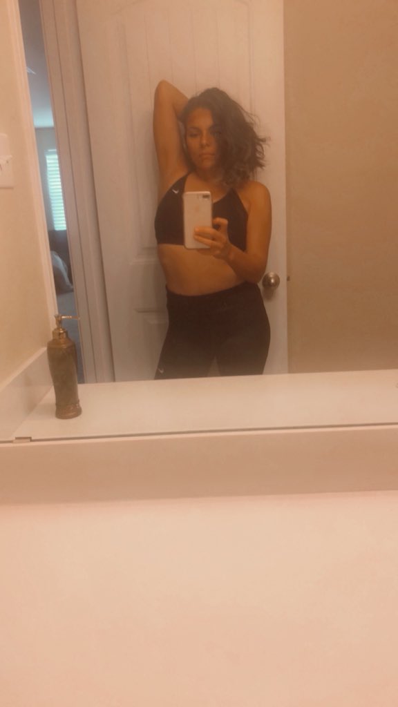 lov_technology's tweet image. Twitter fitfam I have finally reached a new level of fit. It took months to get here...I feel freaking amazing! 💪🏾