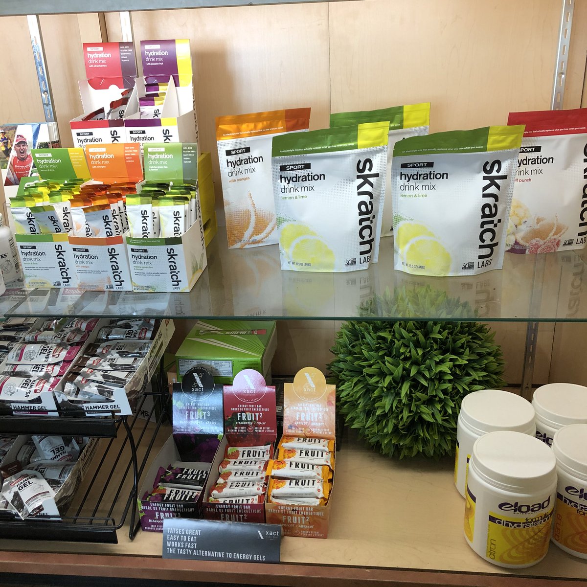 ZiggysCycleKW's tweet photo. We have the nutrition & hydration to keep you rolling in this heat π @SkratchLabs @ClifBar @xactnutrition @endurancetap #cyclingnutrition #eload @HammerCanada #skratchlabs #endurancetap #clifbloks #hammernutrition #xactnutrition #honeystinger #prokrunch #cycling https://t.co/hUDgwmbQKg