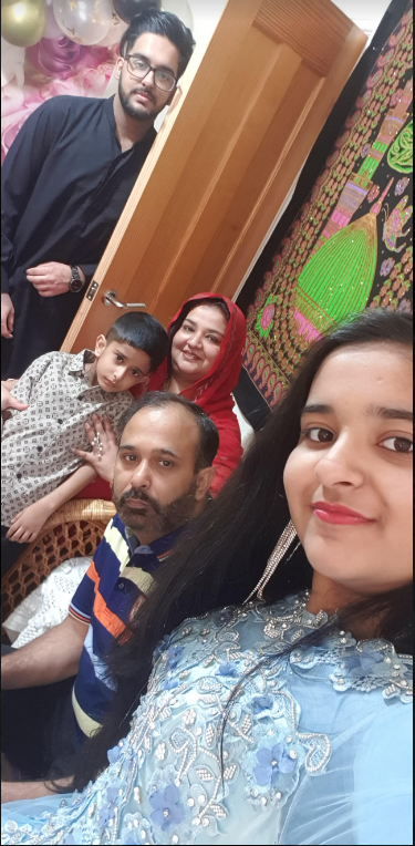 BellBps's tweet photo. Another one of our wonderful Birchfields' families celebrating Eid! @BirchfieldsPS #birchfieldstogether https://t.co/tPG4XsdDgk
