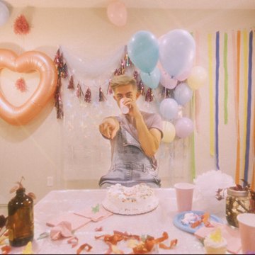 culnessco's tweet photo. Watch the visuals to Luna Luna’s new pop-single 'Luv On Me':

https://t.co/RHqSCJFmdF https://t.co/8czFJlCHi5