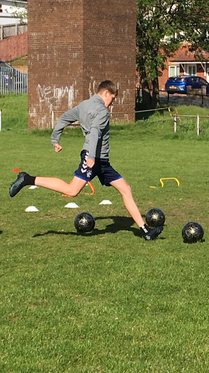 YokerU20s's tweet image. Fantastic night for our second viral training session,effort was outstanding and work ethic top drawer, the banter was flowing 😂well done boys 👏🏻 we go again Thursday 6pm to 8pm #keepingsharp #mindset