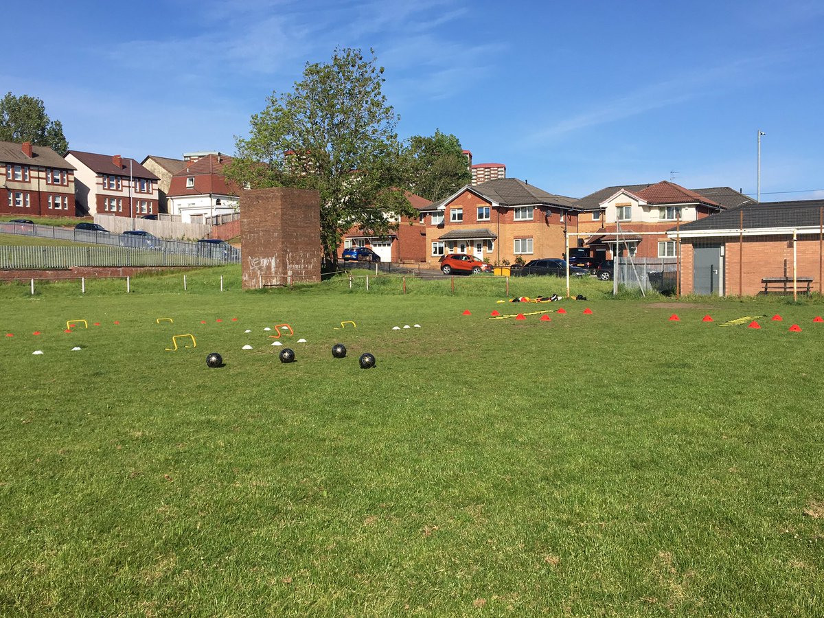 YokerU20s's tweet image. Fantastic night for our second viral training session,effort was outstanding and work ethic top drawer, the banter was flowing 😂well done boys 👏🏻 we go again Thursday 6pm to 8pm #keepingsharp #mindset