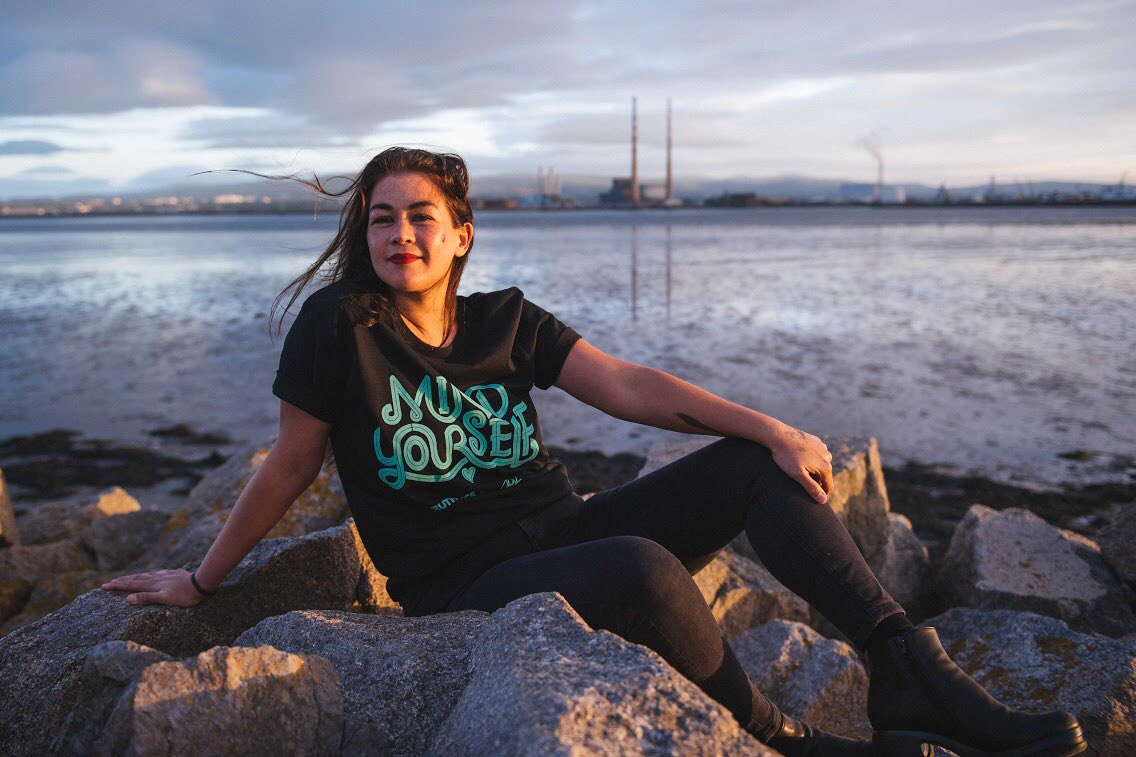 Holly Pereira tweet media