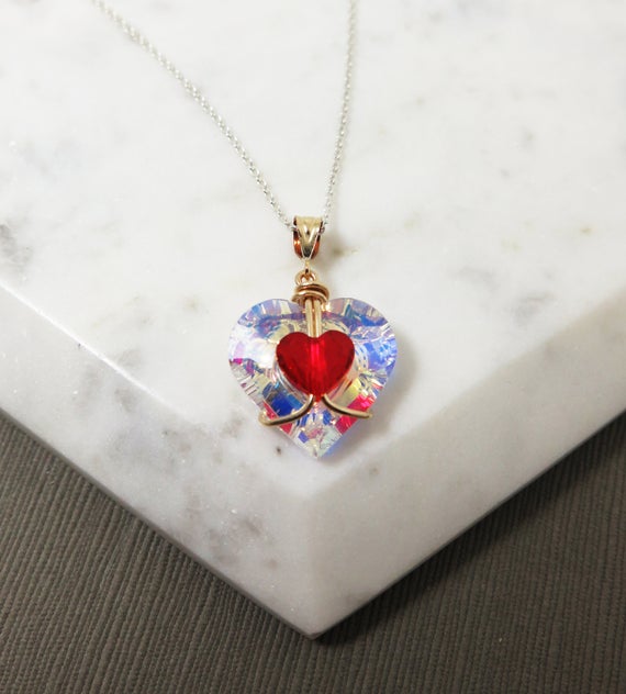 Zelda Heart Container, Swarovski Crystal and 14K Gold-Filled Pendant precious.ly/pin.php?id=564…