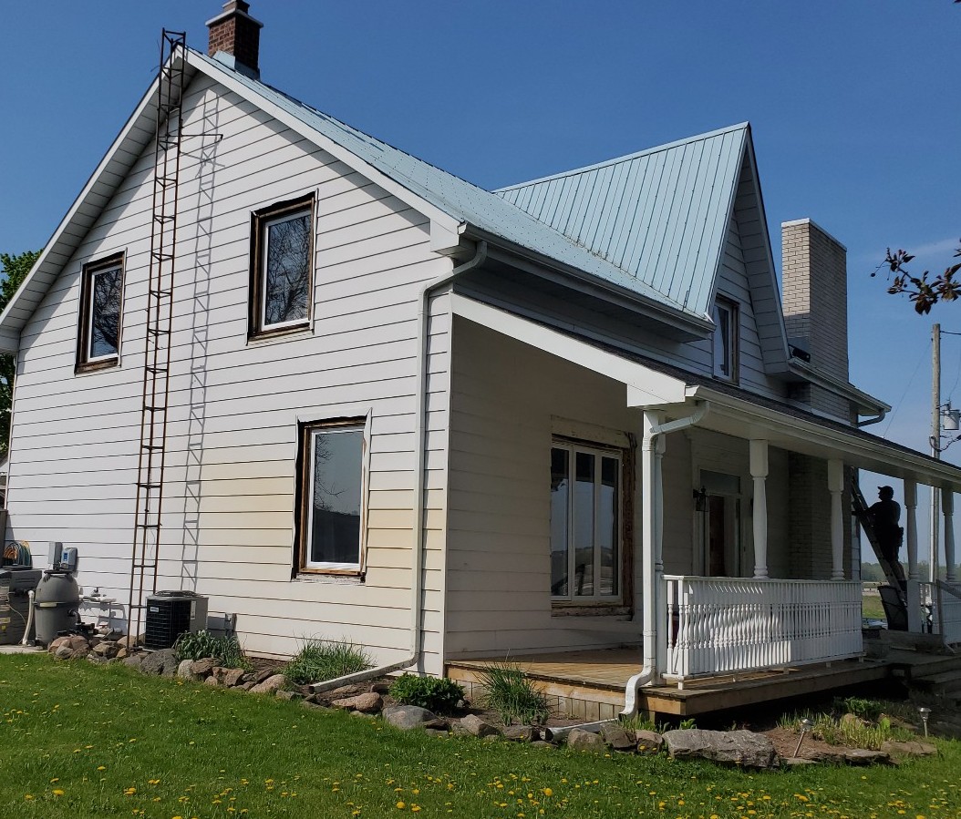 CanCroInc's tweet photo. This beauty is getting a facelift!

#Celecthorizontalsiding
#Celectriverrock
#Gentekaluminium
#Gentekironore https://t.co/MDGZjZbnee