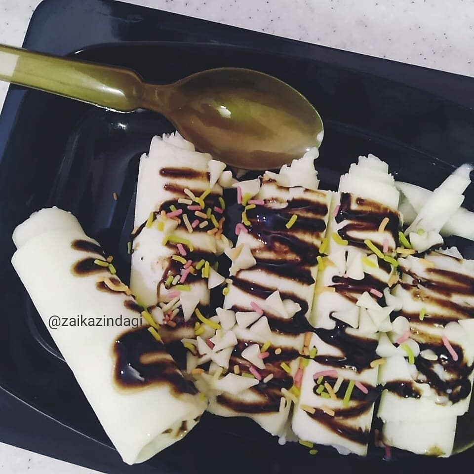 ZaikaZindagi's tweet photo. If life is a bowl of ice roll, small moments we enjoyed are colorful sprinkles all over it."
#icecreamroll #cool https://t.co/8CKF93WBM9