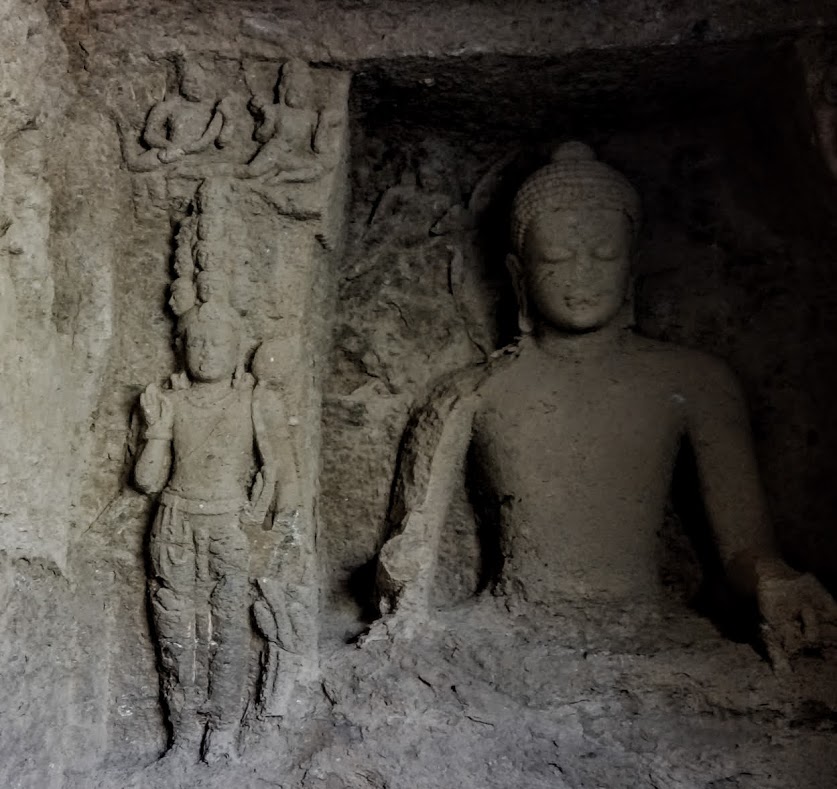 अ is for Avalokiteshwara Avalokiteshwara is a Bodhisattva, who embodies the compassion of all Buddhas.  #AksharArt  #ArtByTheLetter 1. 11-headed Avalokiteshwara, stone, 5th / 6th century CE, Cave 41, Kanheri , Mumbai. (1/4)