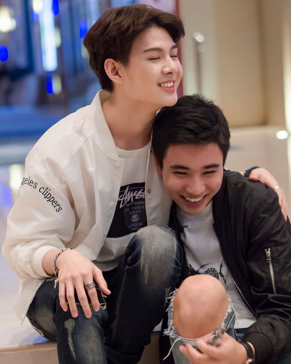 NguynDi65740946's tweet photo. Những nụ cười hạnh phúc thế này đáng để #Trigon yêu thương và chờ đợi, 2 em nhé ! Mãi yêu! 🖤❤️
#PickedTRIGON https://t.co/ioIe1xKGRA