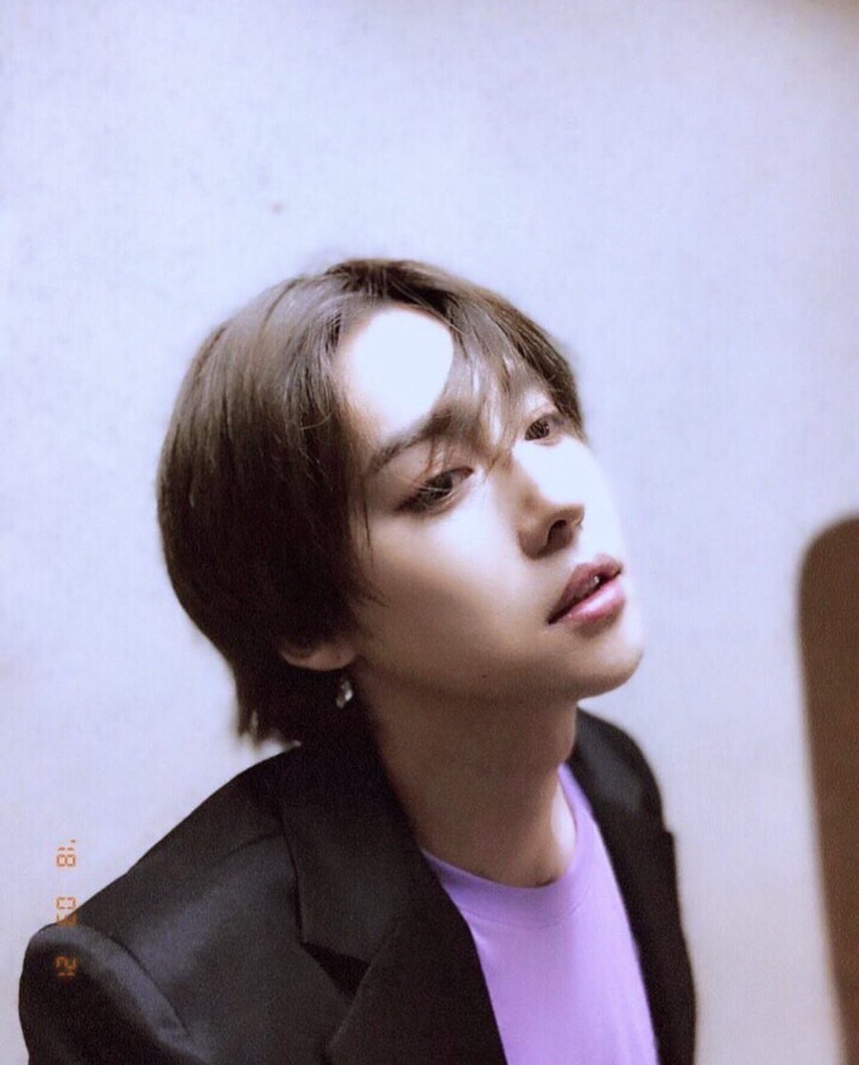 Thread of  @yginnercircle's Kim Jinwoo pictures but he gets older as you keep scrolling  #위너  #김진우  #WINNER  #JINU