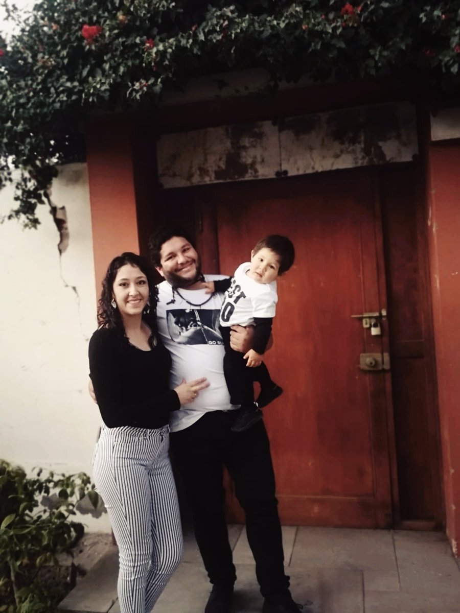 MariaLeLu's tweet photo. ¡Felices! 🖤 https://t.co/XF4BhUOUaB