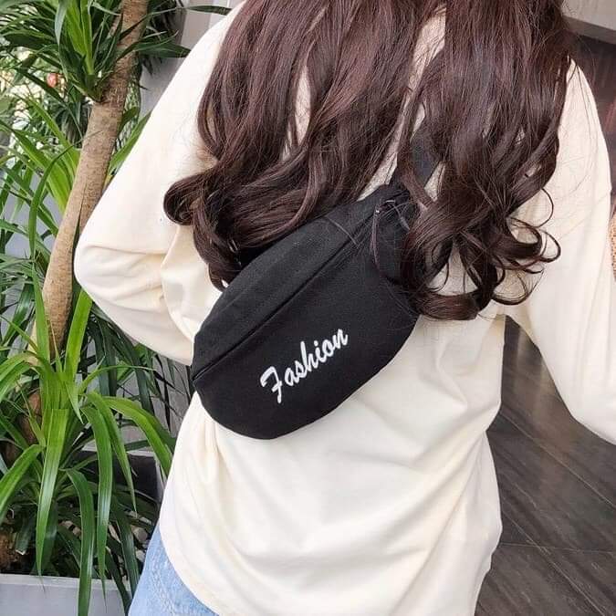 magic_zonesh's tweet photo. 105฿
กระเป๋าคาดอก งาน mini งานสวยมาก งานมีช่องใส่ของได้ 1 ช่อง สายสะพายปรับระดับได้ มีรูสำหรับสอดหูฟัง

✅รายละเอียด : ผ้าแคนวาส

✅จำนวนสี : 3 สี : ดำ ขาว เหลือง

✅ขนาด : 29cm*14cm*9cm

ลทบ 40/ems 60 ต่อไป +10
(แอดBs)
#ขายของออนไลน์ #กระเป๋าคาดอก #กระเป๋า https://t.co/iJL6Xz3nPR