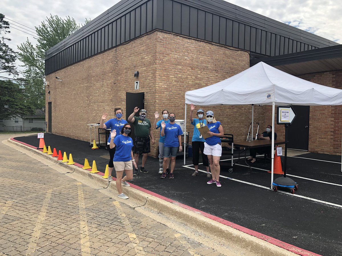 CSS staff are ready for Student Supply Pick Up/Drop Off- Hope to see you soon! <a href="/CCSD93/">CCSD93</a> <a href="/CSelemschool/">Carol Stream School</a>