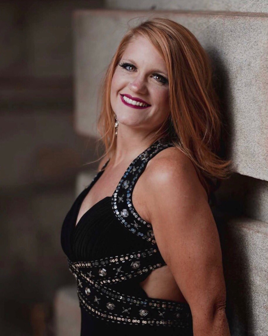 HunniesCheer's tweet photo. Today is #WorldRedheadDay and HC Britany is serving us that fire 🔥
#ginger #redhair #red #redhairday #redheads #dancers #dancer #prodance #dancerlife #MarksmenHunnies #redblonde #redhead #redhaired #HunniesCheerleaders #procheer #gown #redheadmodel #photography #redhairdontcare https://t.co/AaR5mwsxJe