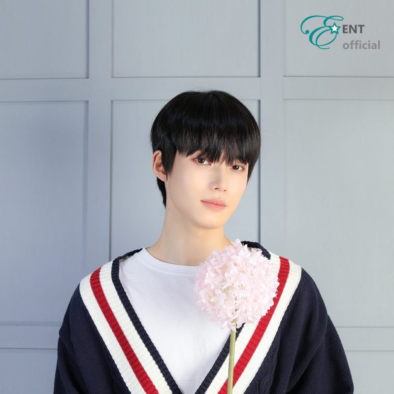 seungyeop <3- he is a vocalist (97 line)- he trained the longest with e entertainment - he’s trained in acrobatics/gymnastics - his vocals are absolutely beautiful - he was in a musical called prison- the members say he is the most positive out of all the members