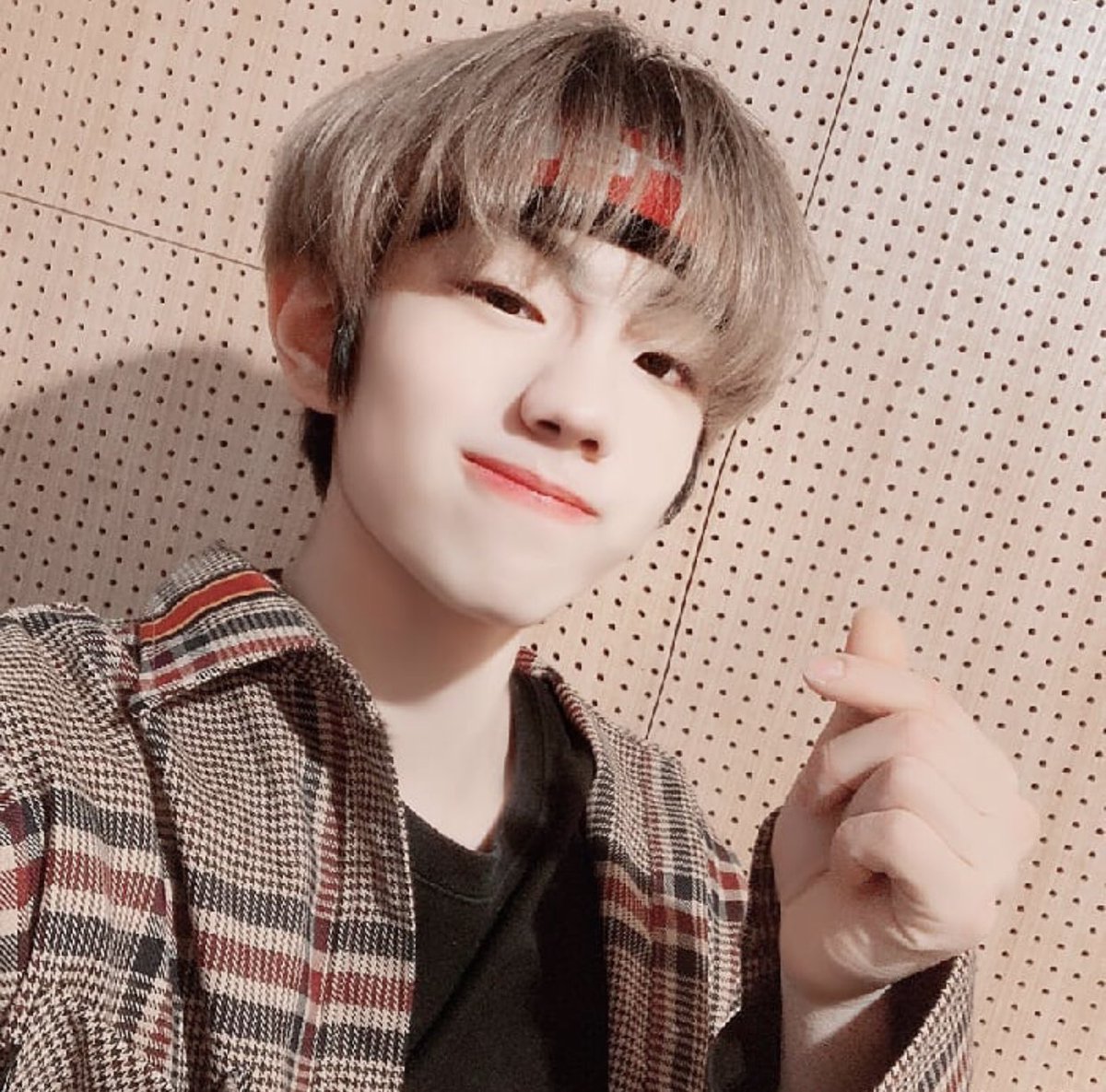 wonjun <3- he’s a rapper/vocalist (02 line)- he was also in produce x 101 and ranked 47th- he looks up to day6, bts, and ateez- he plays piano and drums- he can speak chinese and english- watch their cover of fake love on youtube for a surprise hehe