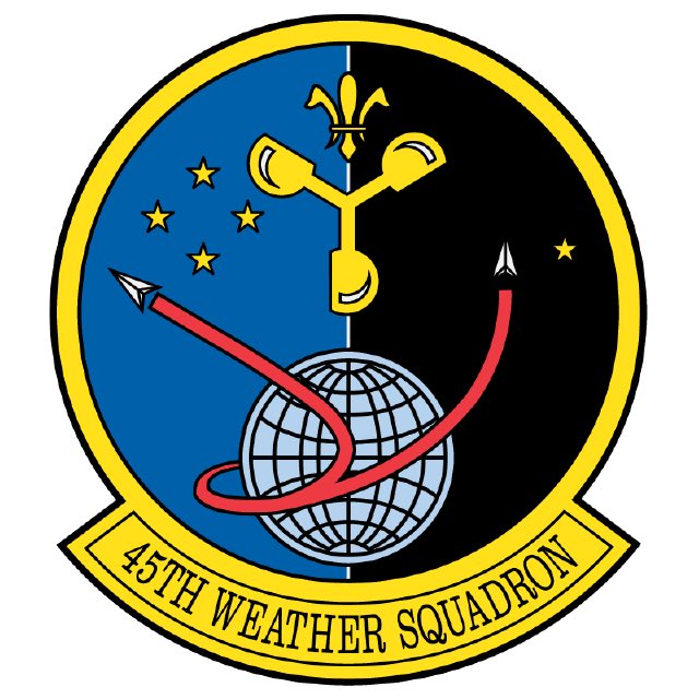 Ginger_Zee's tweet photo. Just had the honor of speaking with Captain @jaythejay of the USAF Space Wing 45th Weather Squadron about tomorrow’s @SpaceX launch (improving forecast) and all that goes into forecasting for a rocket launch: WATCH https://t.co/2eXuembCsn https://t.co/qf9Bz2Vnan