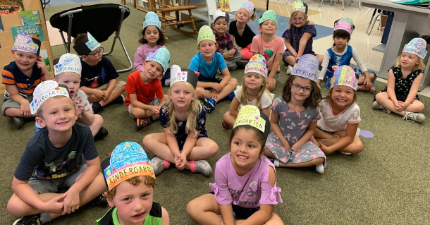 OrchardLaneSDNB's tweet photo. Today, OL celebrates our STAR kindergarten students! #OLstars @SDNBSchools https://t.co/f7bqqImo7W