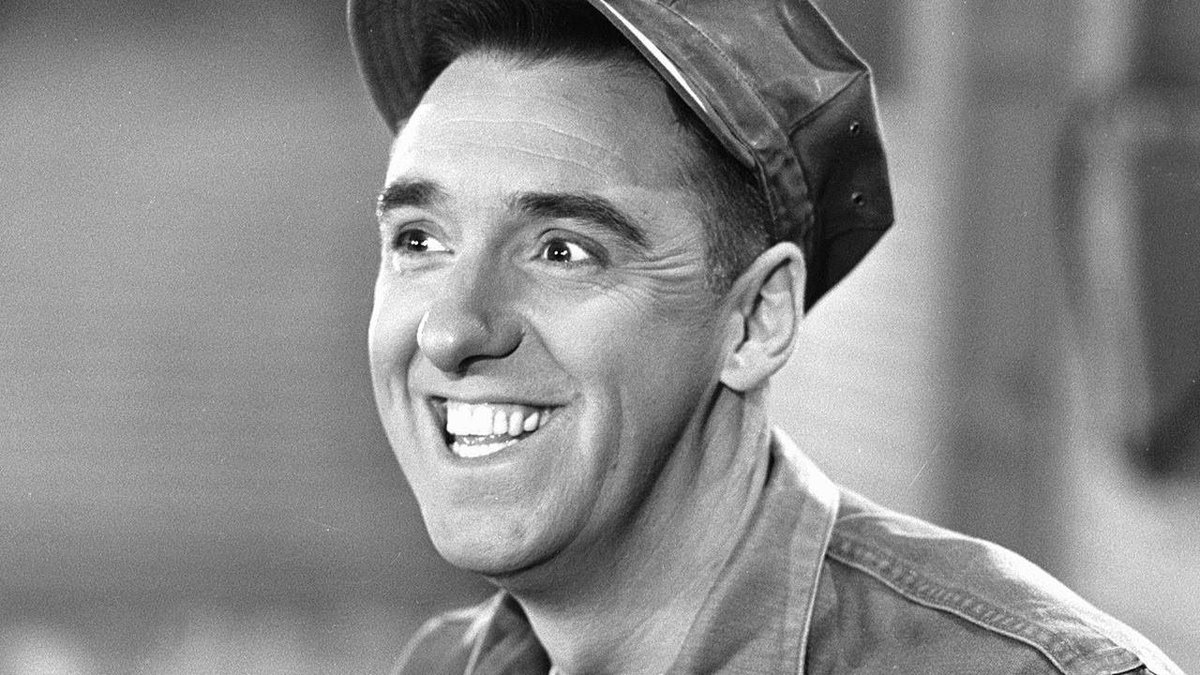 thisnotjustin's tweet photo. Breaking: @SundanceTV showed reruns of Gomer Pyle, U.S.M.C. this morning. #nostalictv #wellgooollee https://t.co/XMbLoVV0nI