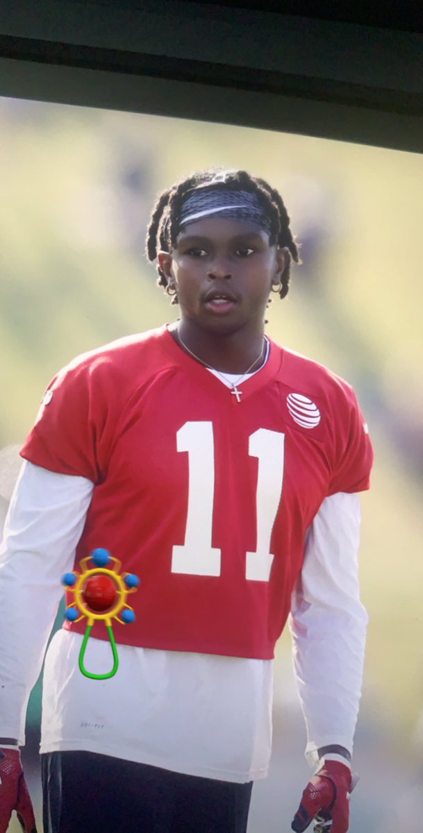 WelikeJazz's tweet photo. NFL players as babies https://t.co/KJzTa44WoY