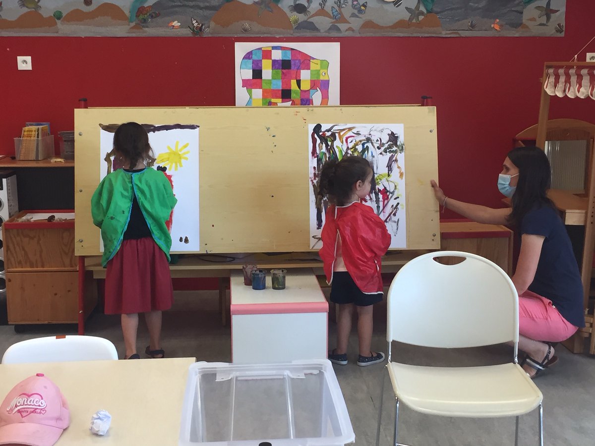 MairieDeVannes's tweet image. Signature de la première convention 2S2C (sport, santé, culture, civisme) en Bretagne entre le Maire de Vannes #DavidRobo et le Recteur d&apos;académie de l&apos;Education Nationale permettant d&apos;accueillir les élèves qui ne peuvent être toute la semaine dans leur école.
#Vannes