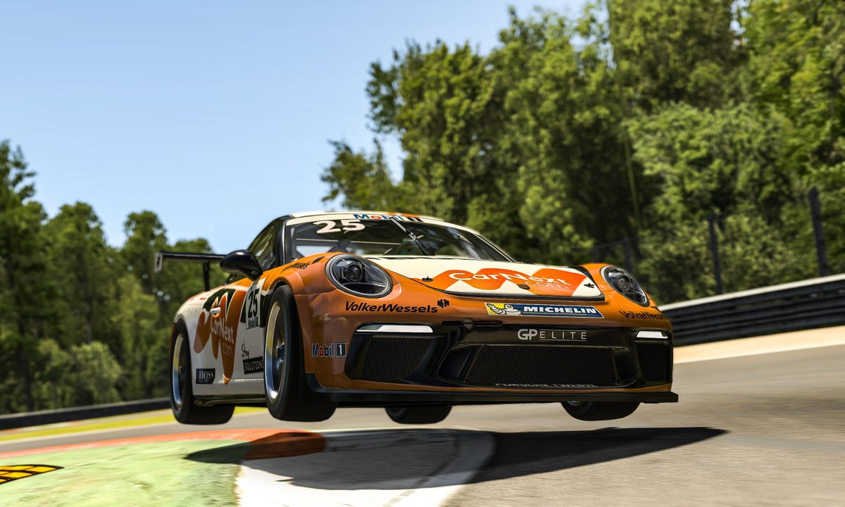 PorscheRaces's tweet photo. #PorscheMobil1Supercup / #virtualPMSC – Exactly ten days ago, Larry ten Voorde was crowned champion of the Porsche Mobil 1 Supercup Virtual Edition. The Dutchman won both races at the season finale at @Autodromo_Monza #Porsche #911GT3Cup @iRacing https://t.co/GPuzUs3ksz