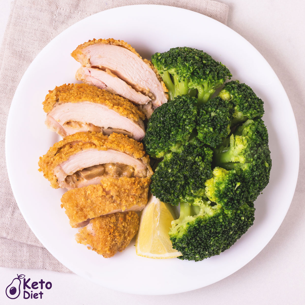 YourKetoDiet's tweet photo. Awesome #Keto Dinner ideas!
𝟭. Chicken salad with fresh greens, cherry tomatoes, and bell peppers.⁠
𝟮. Chicken grilled fillet filled with julienne, lemon, and steamed broccoli.⁠
𝟯. Grilled chicken breast steak with grilled vegetables.⁠
Click the link in the bio👆⁠
°⁠ https://t.co/xKjnWliDqn