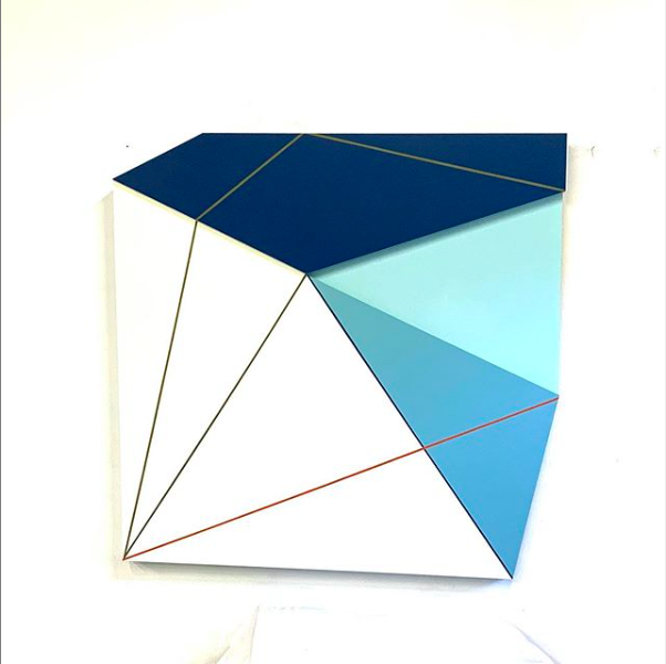 We love the newest painting by Connie Goldman in her Compass series!

#conniegoldmanart #conniegoldmanartist #abstractart #abstractpainting #contemporaryabstractpainting #artadvisor #hardedgepainting #geometricabstraction #ccaa
#bayareaartist