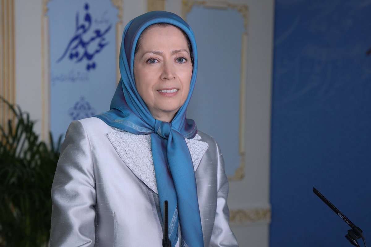 Maryam_Rajavi_P's tweet image. شعله مقاومت و امید را فروزان‌ و فروزان‌تر کنیم. #فطر رهایی مردم #ایران این‌چنین از راه می‌رسد و سپیده‌دم آزادی خواهد دمید #FreeIran2020 
maryam-rajavi.com/item/maryam-ra…