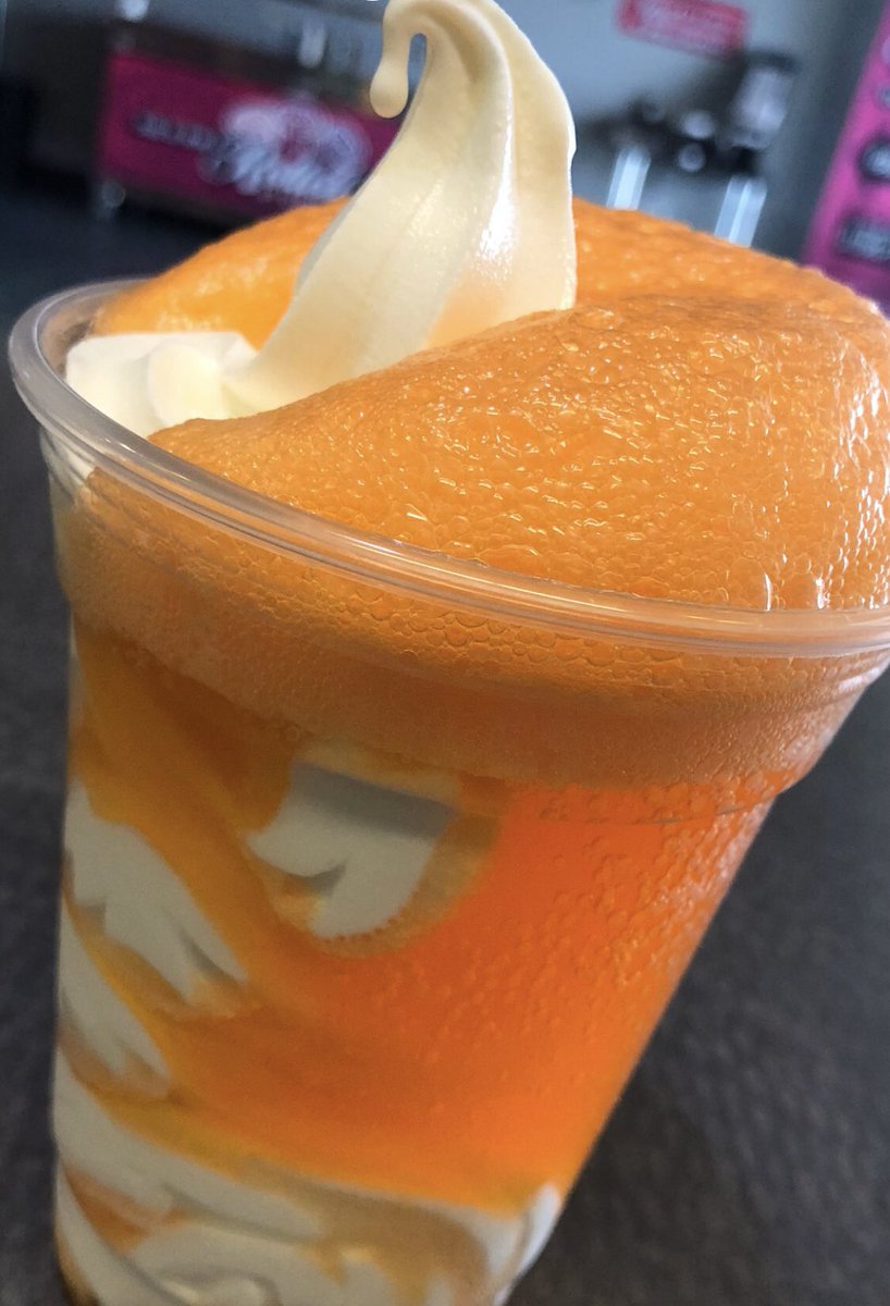 YumberriesFroyo's tweet photo. Great day to cool off with a froyo float! ☀️🍦
Stop in,
Call ahead, or
Order online @ https://t.co/gSKSnDmFcB https://t.co/U8eDmszLj1