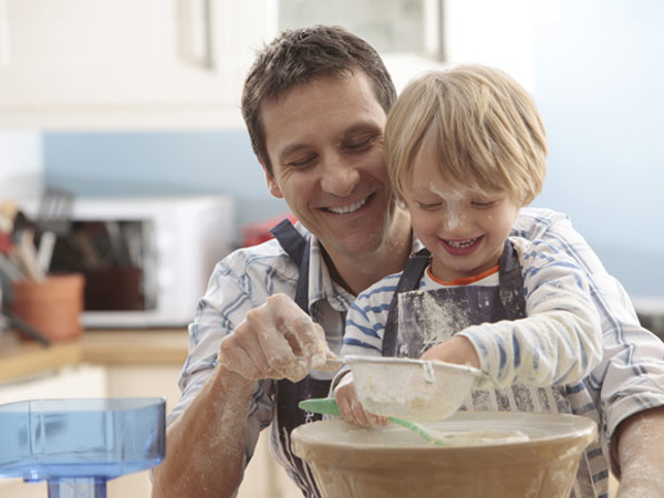 Did you know that during this epidemic, internet usage was already up by 50% in large parts of the world? Going online daily has become the norm for most children.

📖Check out some online safety tips organised by our team, inspired by UNICEF: bit.ly/2yE4YOs