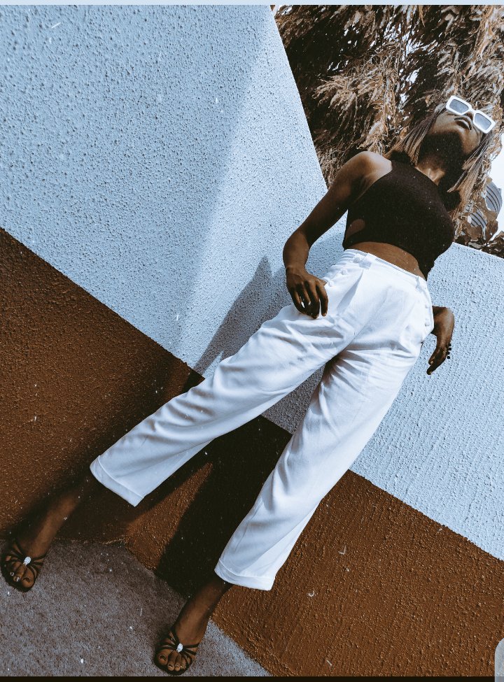 PluqP's tweet photo. You tell him you're crazy, he thinks you trynna be cute, months later he's like "u FUCKIN CRAZY"......... 
I told you bitch, I really did💁 https://t.co/PWKjM62IAP