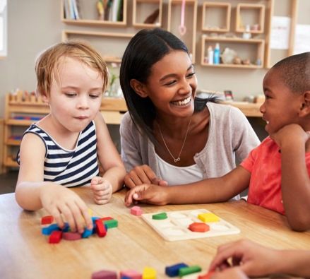 YMCAsofCandKW's tweet photo. Hey #WaterlooRegion – want to find local virtual counselling services? Or early years programs and supports? There’s a website that can help. Visit https://t.co/o0TXFKJmGc to find local resources serving children, youth and families. #FamilyCompassWR https://t.co/v8gptat4Dz