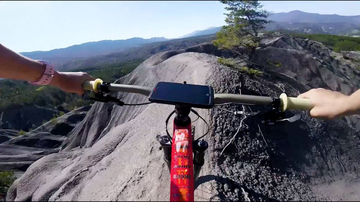 BelzunceBenoit's tweet photo. Nouveau produit : X-BIKE attache sur vélo. Profitez de vos applications préférées ou du GPS sur votre vélo. Résistant et simple d’installation, il vous assure un maintien parfait du téléphone sur votre guidon ou tout support de 20 à 45 mm de diamètre ! https://t.co/4Zdz2eDqiC