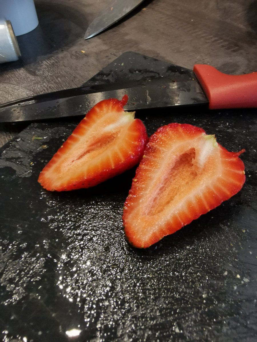 Кухи ягоди... С какво могат да си напълнят?