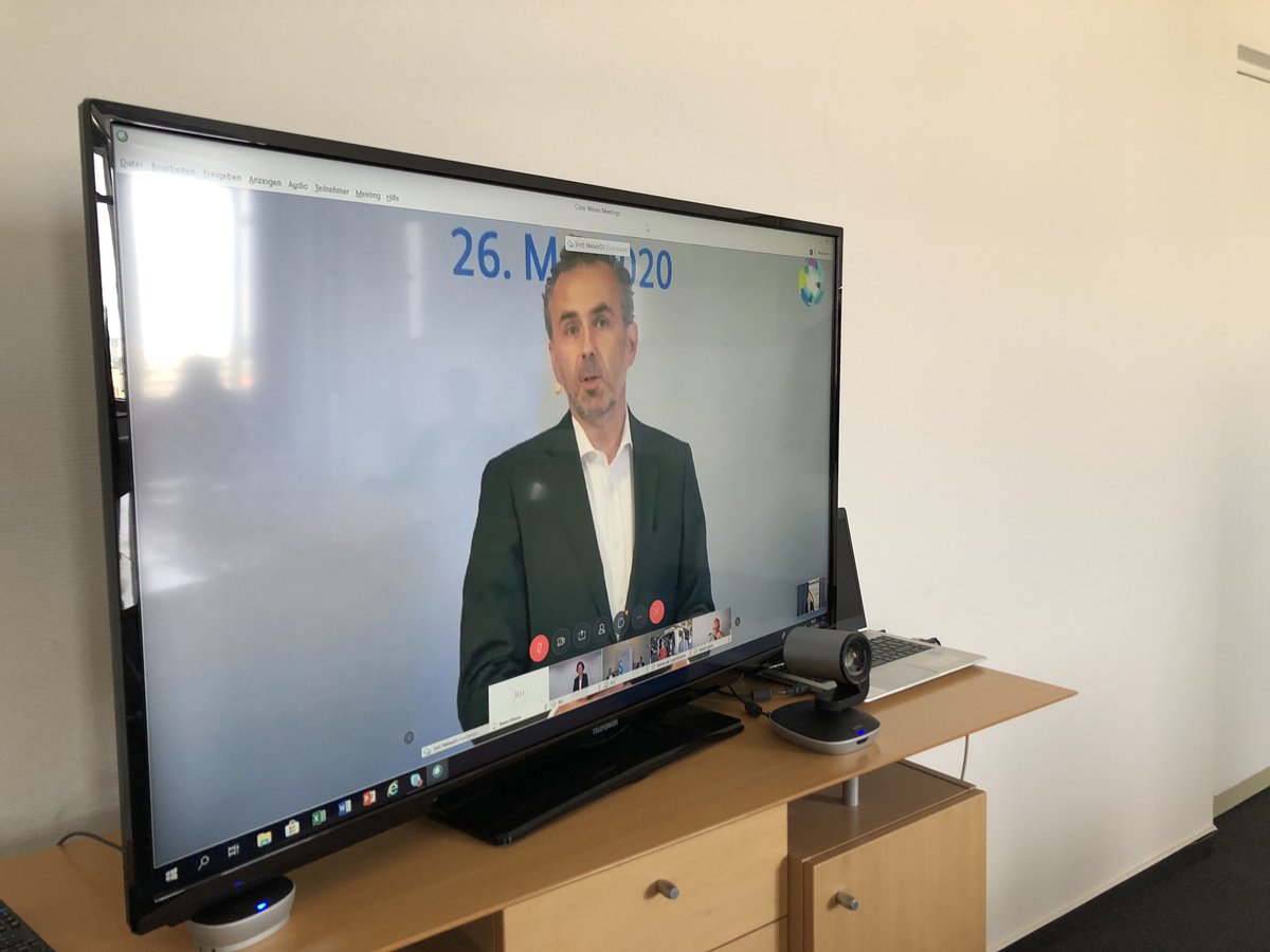 HH_BWI's tweet image. Aktuell läuft die Verleihung des Innovationspreises #reallabore des @BMWi_Bund. Einführung von Thomas Jarzombek @tj_tweets . Gespanntes Warten bei Senator Westhagemann und seinem Team.