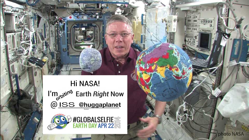 huggaplanet's tweet photo. When you, @AstroBehnken and @Astro_DougOnce arrive at #iss please give our planet earth some hugs. We need them! #huggaplanet #earth, #moon, and #mars are on board #iss often used with #teachingfromspace program. Well done @spacex, @nasaathome https://t.co/057E0BdDru