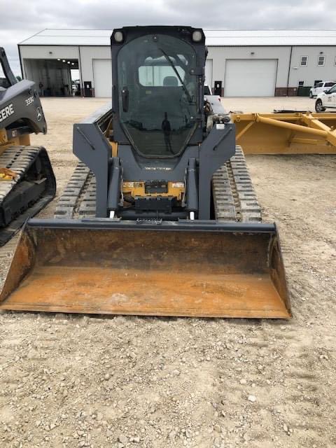 BoydMachinery's tweet photo. Check out this 2016 John Deere 333E Skidsteer with new tracks, fresh service and 3966 hours.
$37,500
#BoydHasIt https://t.co/g8XSH1V1W7