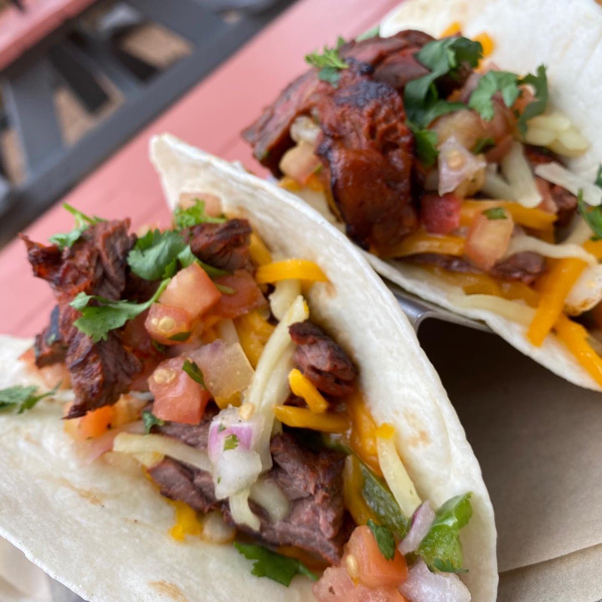 TheTipsyOak's tweet photo. #tacotuesday #shrimp #steak #tacos #tacolife #craftbeer #wine #stillyournewfavoriteplace❤️🍻🎶☀️ @TheTipsyOak https://t.co/OKCcoc8VmM