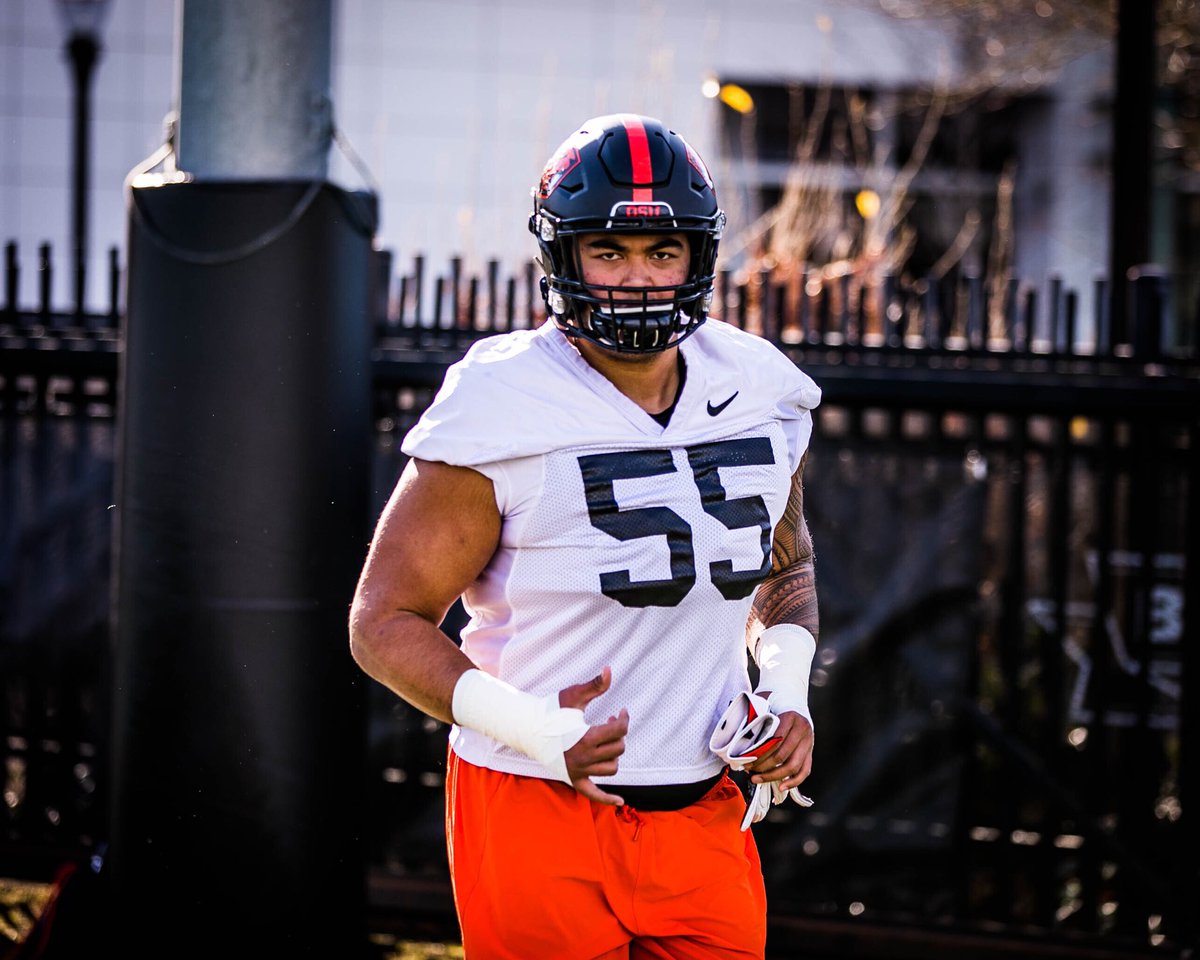 Happy birthday <a href="/Kelii_Montibon/">Keliʻi Montibon</a> 🎂