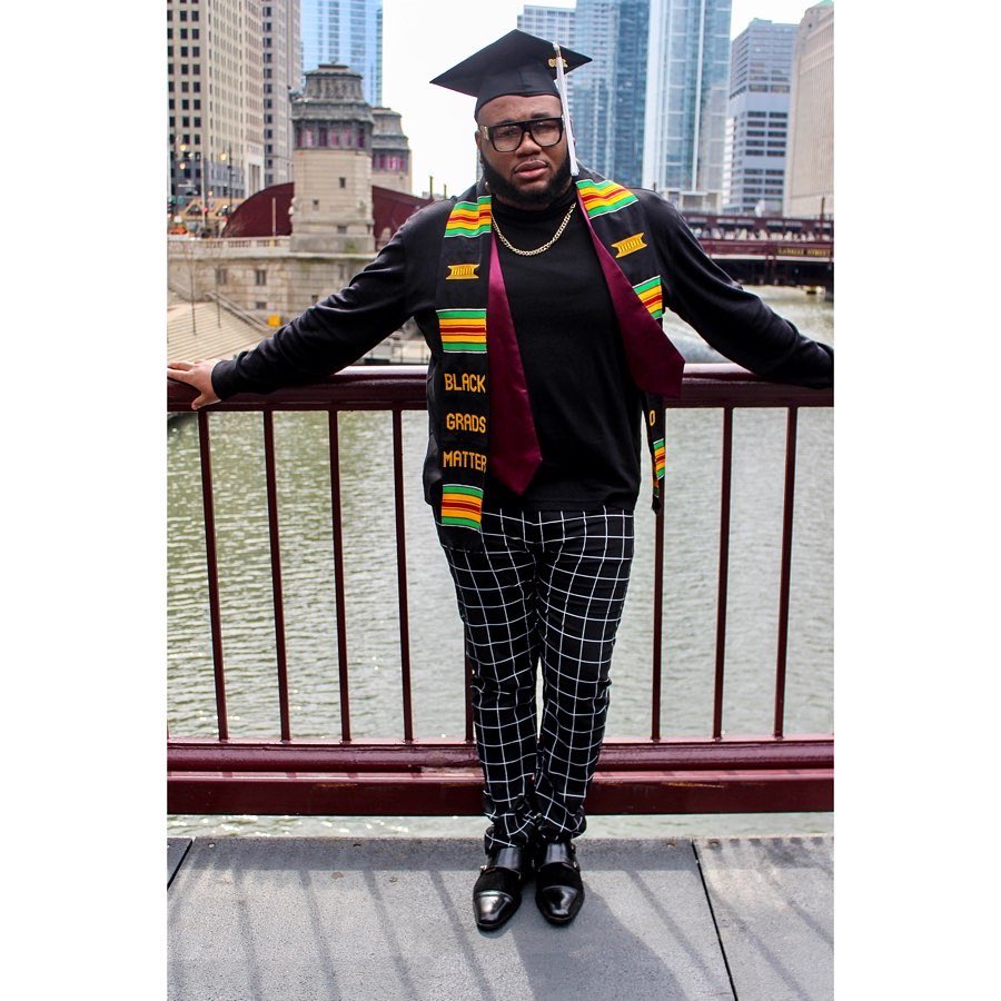 PoeticallyF_'s tweet photo. Went from the hood to being hooded π¨π½βπ
#MASTERedIt #DoItForTheCulture #Faith #Humility #BlackExcellence #BlackBoyJoy #ThePriceJustWentUp #Saluki #YoungBlackAndEducated #TwoDegreeHotter #SIUC20 #Philippians413 https://t.co/I3n3V0ylFV